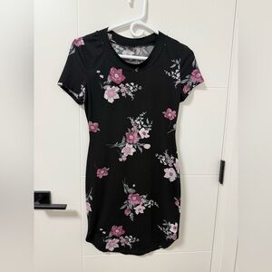 Floral summer short sleeve dress